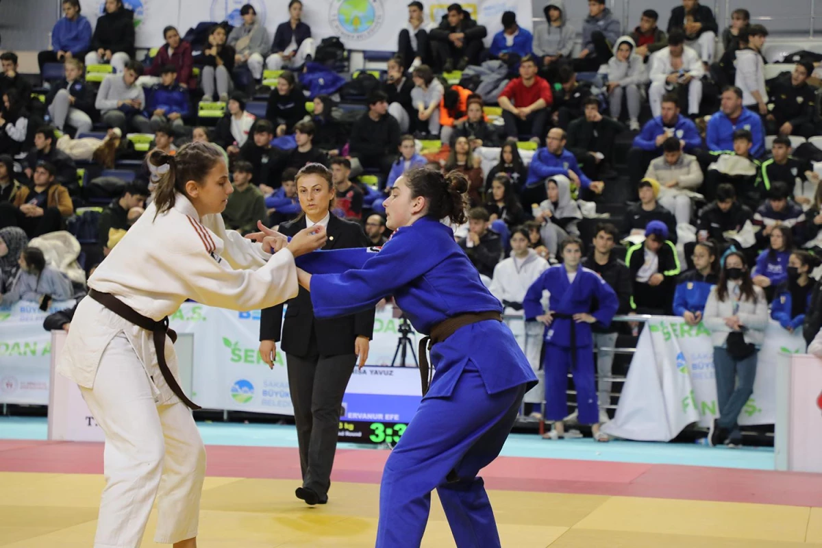Sakarya\'da düzenlenen Ümitler Türkiye Judo Şampiyonası sona erdi