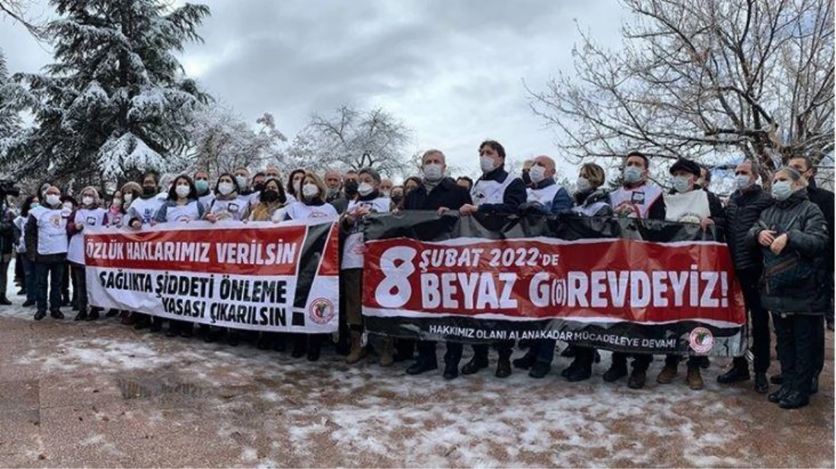 8 Şubat\'ta sakın hasta olmayın: Doktorlar bütün Türkiye\'de greve gidiyor!