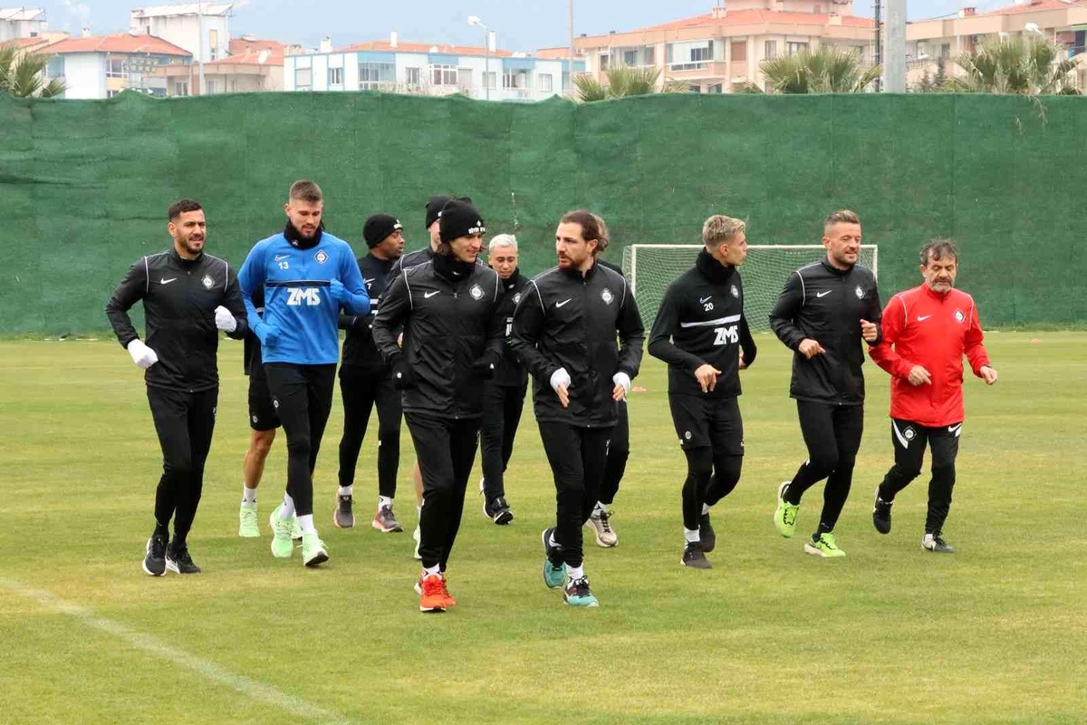 Altay\'da Çaykur Rizespor mesaisi başladı