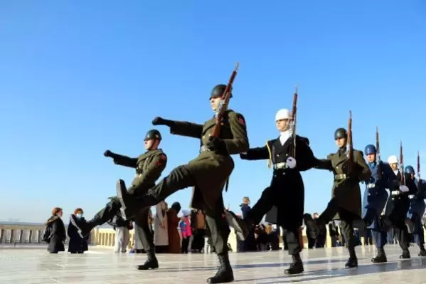 Son dakika haber! Anıtkabir'in nöbetçi askerleri