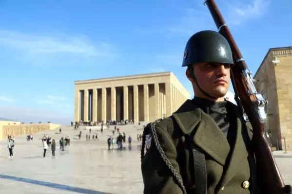 Son dakika haber! Anıtkabir'in nöbetçi askerleri