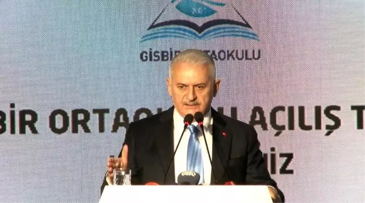 Binali Yıldırım, "Gençlerimiz bizim enerjimiz, geleceğimiz ve güvencemizdir"