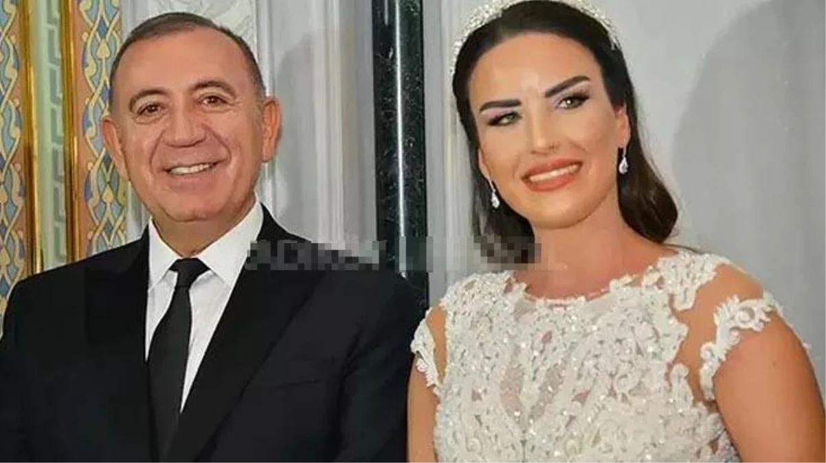 Gürsel Tekin ile evlenen ünlü sunucu Mehtap Özkan, Instagram hesabındaki soyadını değiştirdi
