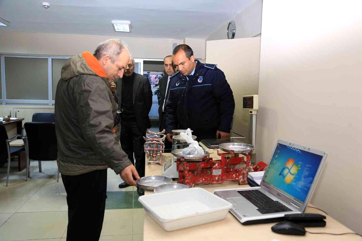 Talas Belediyesi\'nden uyarı: "Ölçü ve tartı aletlerinin muayenesini unutmayın"