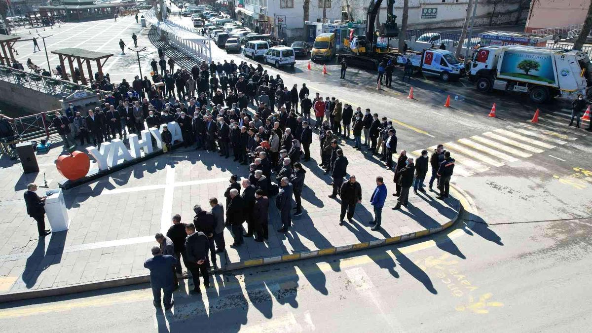 Yahyalı Belediyesi yeni araçların tanıtımını yaptı