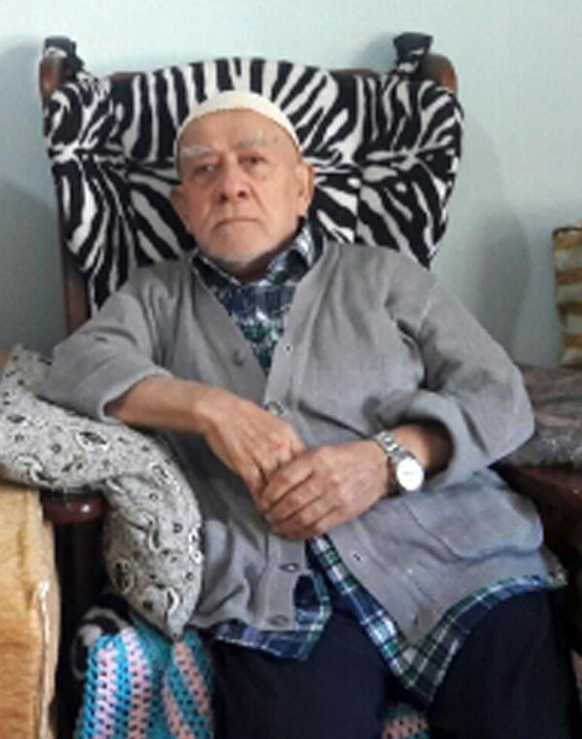 Yanan evinden itfaiyeciler baygın çıkarmıştı; kurtarılamadı