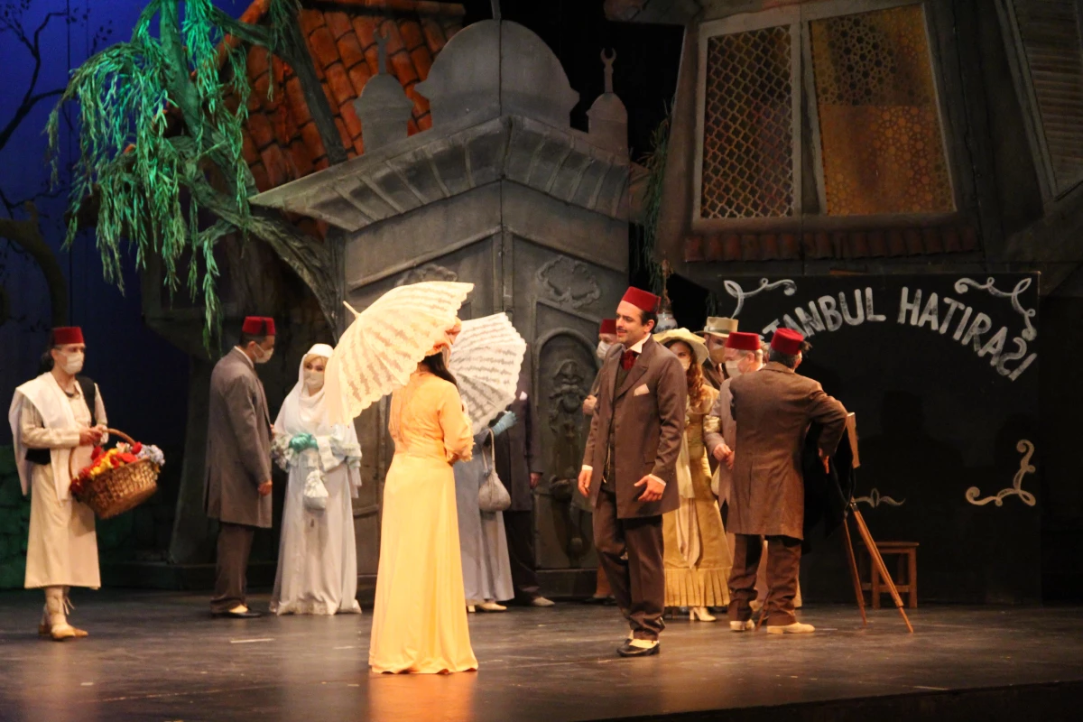 Antalya Devlet Opera ve Balesi \'Kanlı Nigar\' müzikalini sahneledi