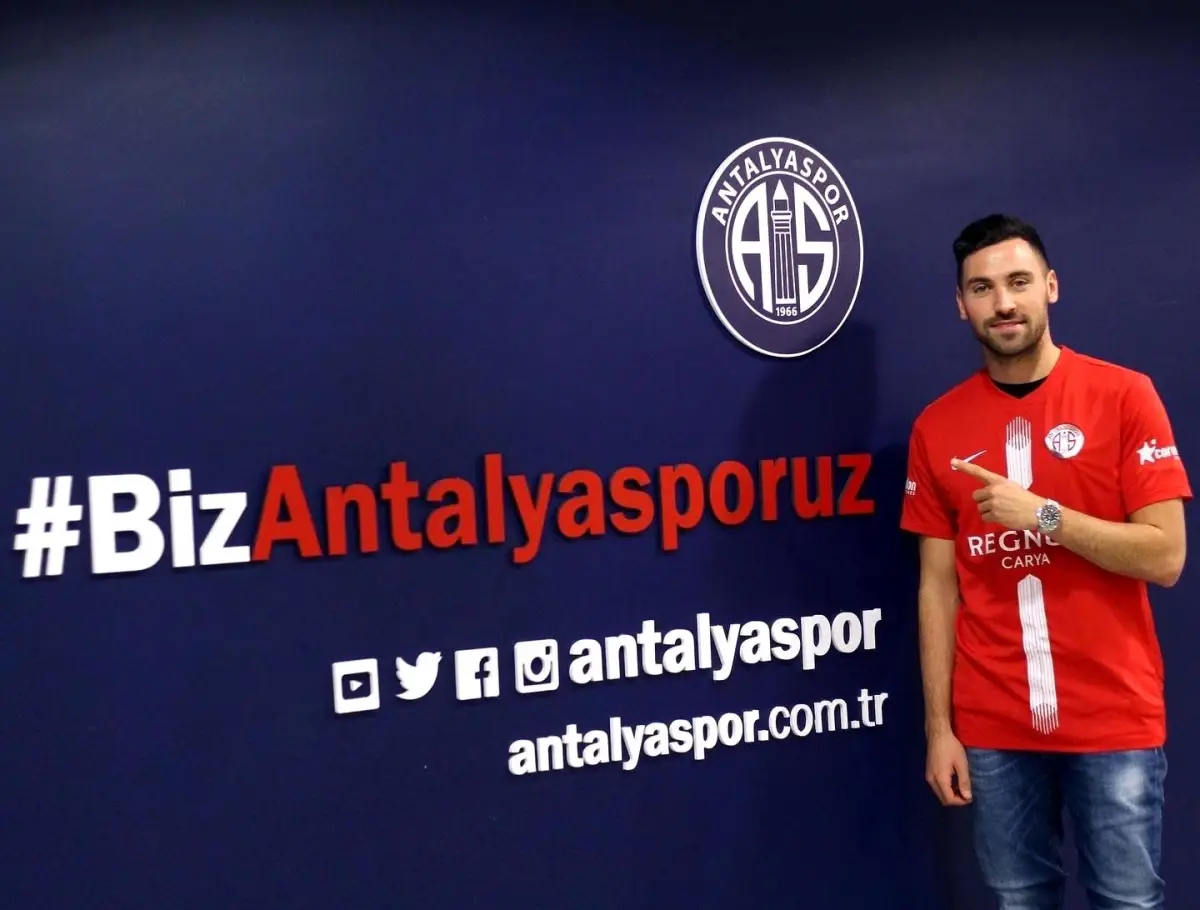 Antalyaspor, Sinan Gümüş\'ü transfer etti