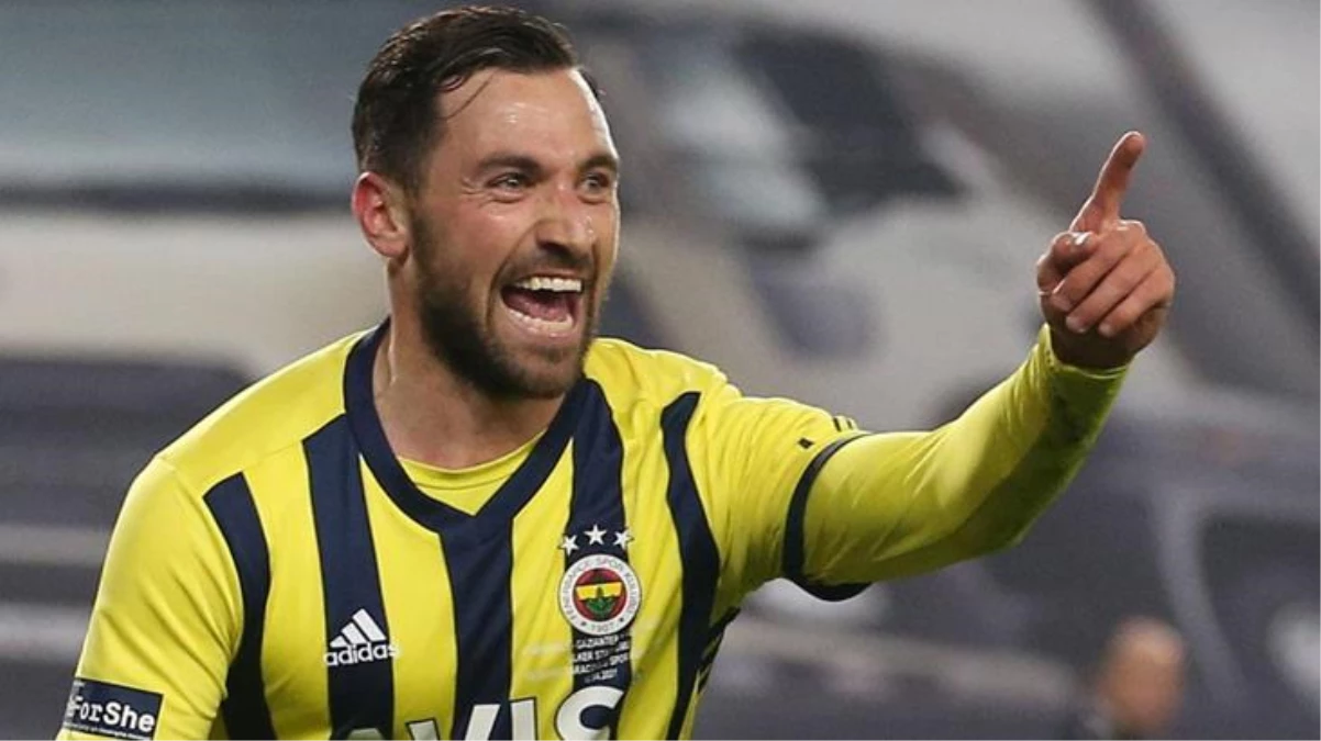 Fenerbahçe sonunda yolları ayırdı! İşte Sinan Gümüş\'ün imzayı attığı yeni takımı