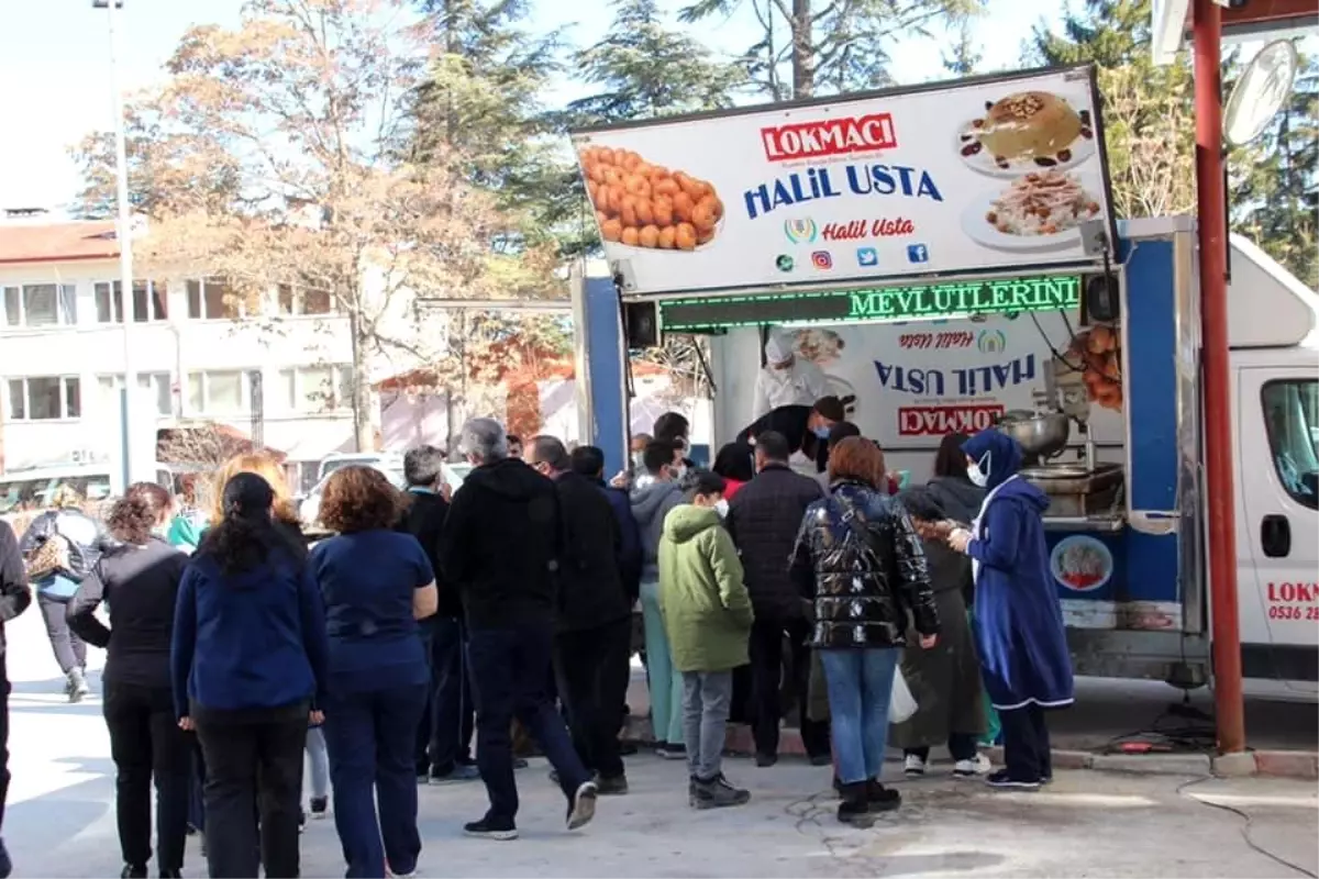 Son dakika haber: Hastane personelinden lokma ikramı