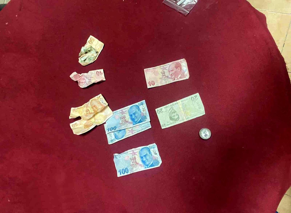 Kıraathanede kumar oynayan 4 kişiye 7 bin 276 TL ceza