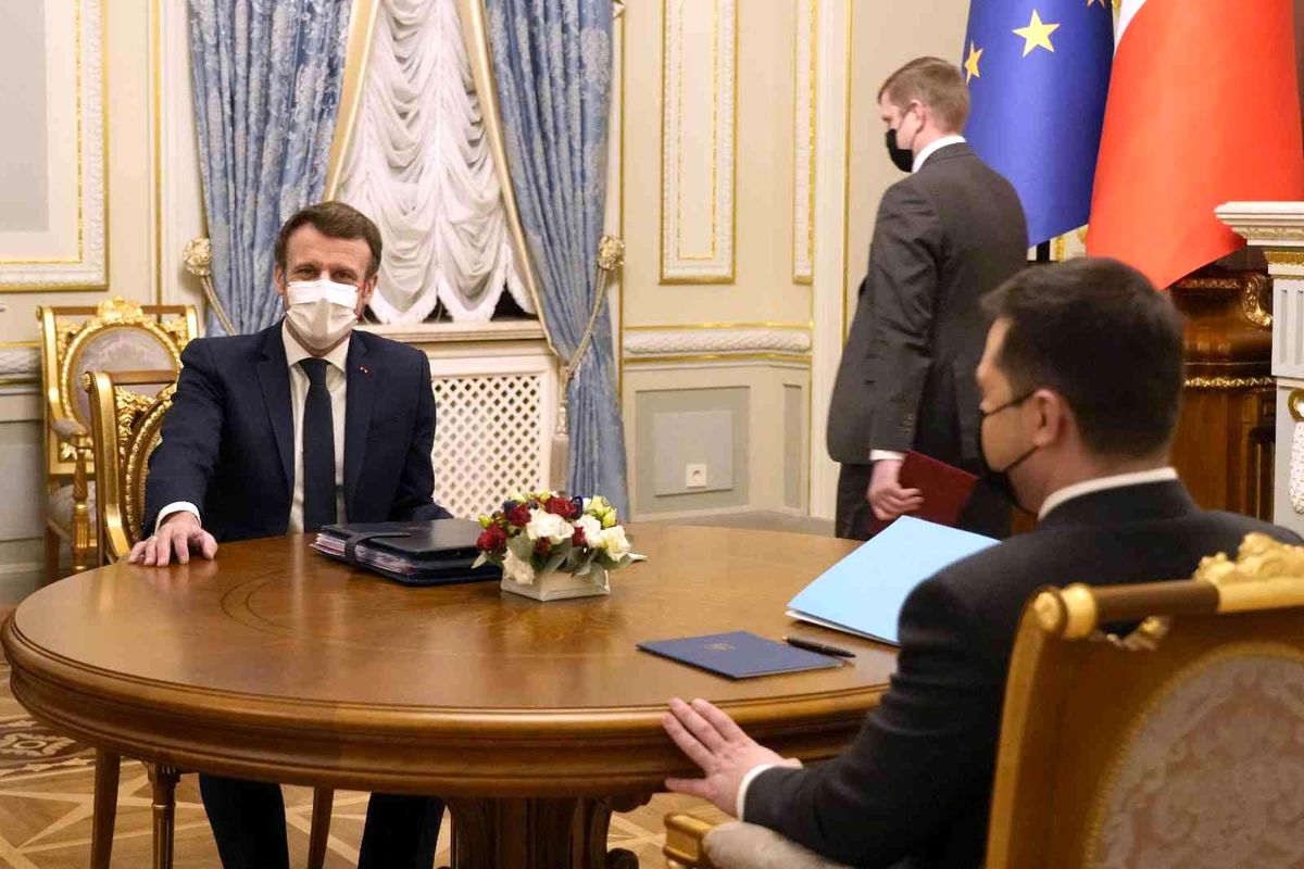 Macron-Zelenskiy görüşmesi başladı