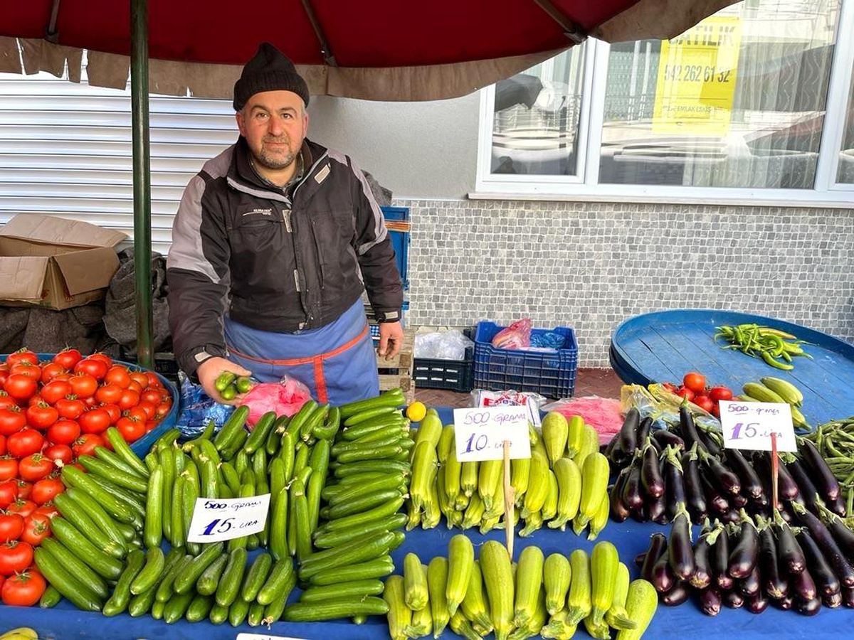 Pazar tezgahlarında fiyatlar artık gram üzerinden satılıyor