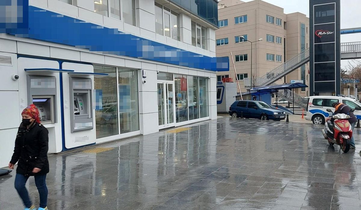 Silivri\'de banka şubesinde soygun girişimi