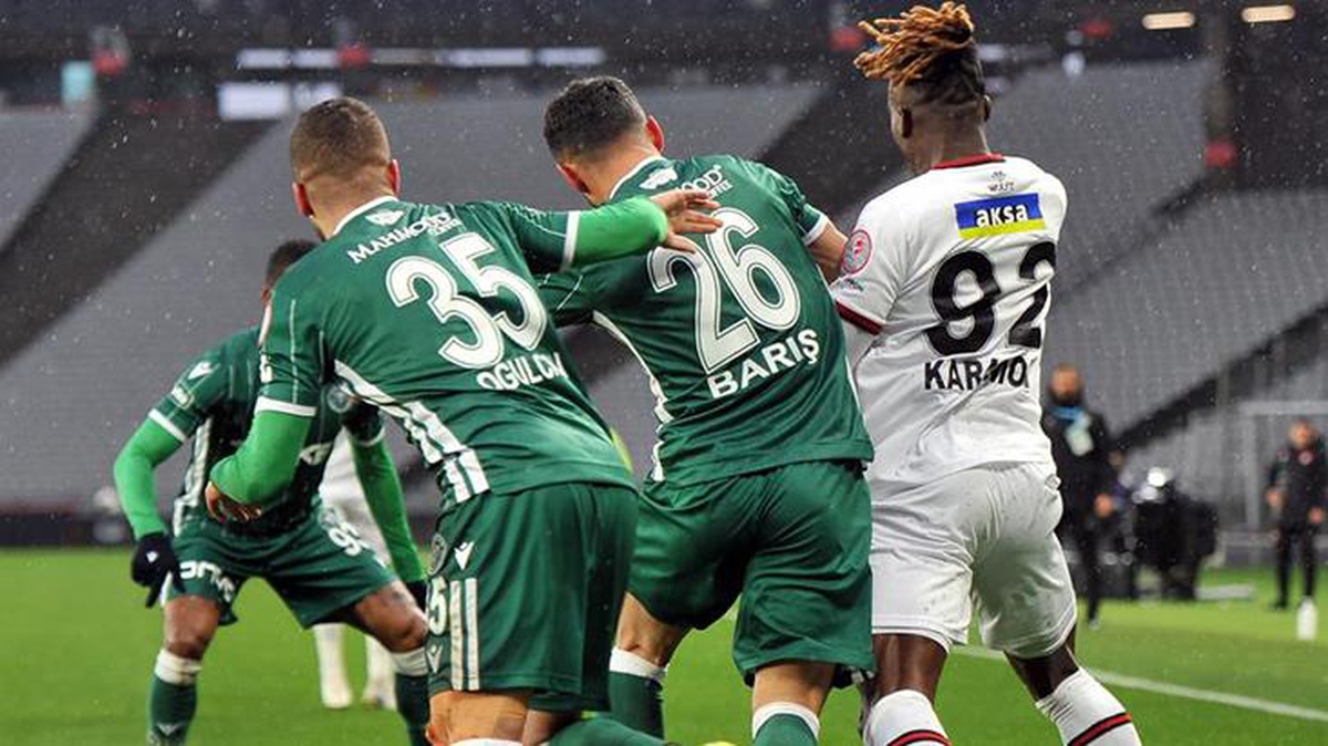 Türkiye Kupası\'nda önemli zafer! 9 golün atıldığı Karagümrük-Konyaspor maçı nefes kesti