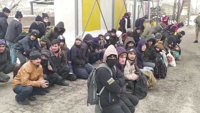 Van'da 130 düzensiz göçmen yakalandı