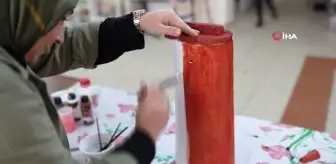 Atık malzemeler sanat eserine dönüşüyor