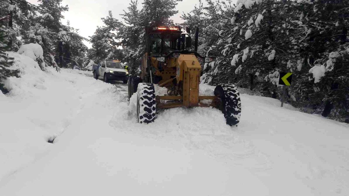 Bursa\'da 246 mahalle yolu ulaşıma açıldı