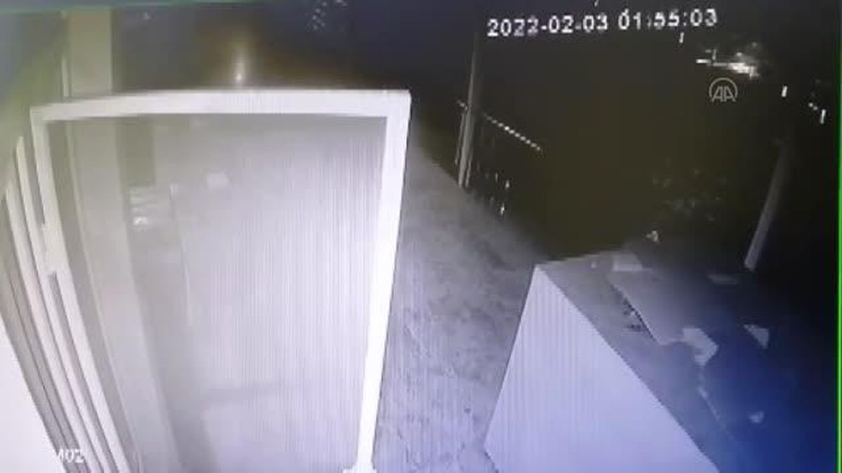 Caminin sadaka kutusunu çalan zanlı tutuklandı