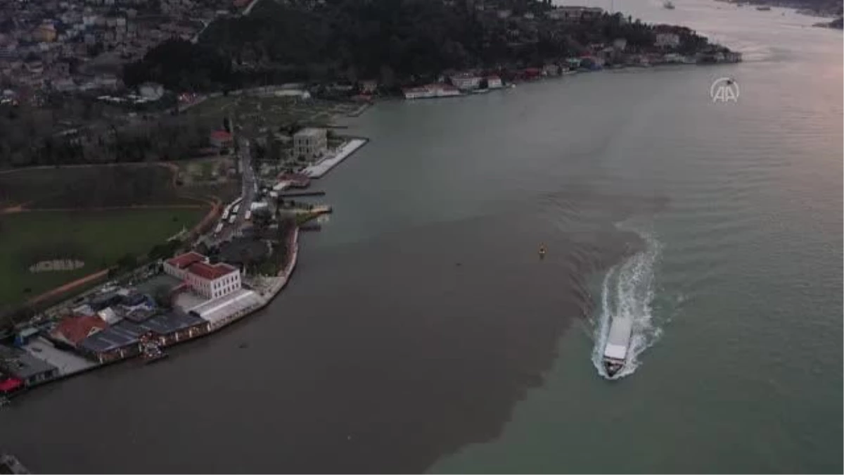 (DRONE) Göksu Deresi\'nden akan çamur İstanbul Boğazı\'nın rengini değiştirdi