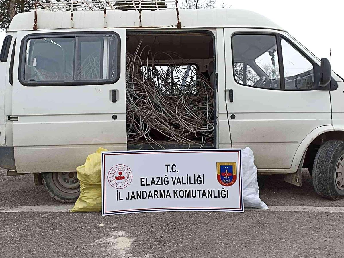 Elazığ\'da kablo hırsızı yakalandı