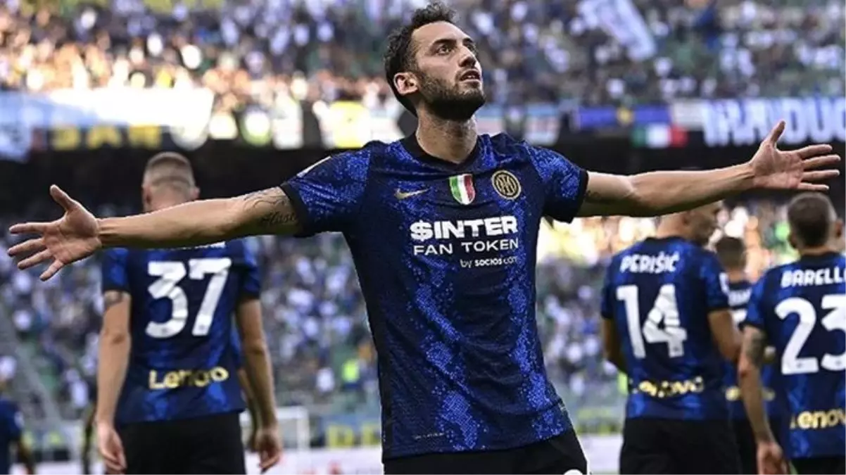 Inter\'de olanlar oldu! Hakan Çalhanoğlu takım arkadaşlarıyla yumruk yumruğa kavga etti