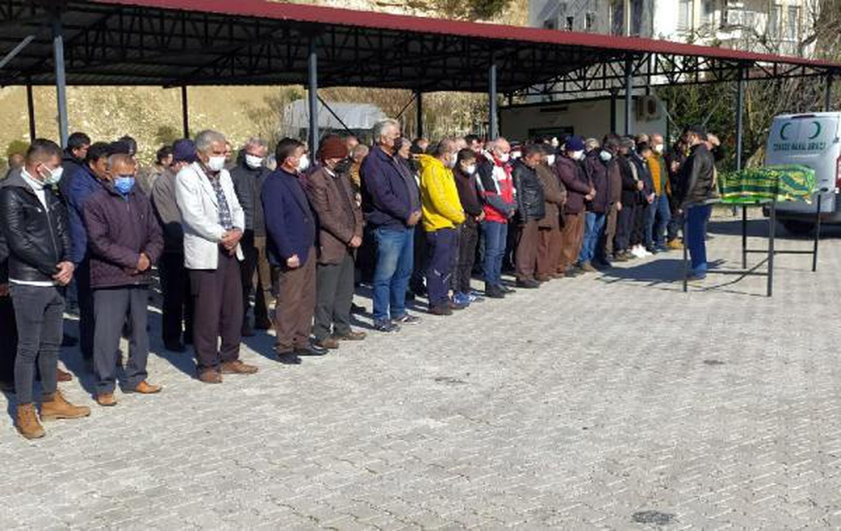 Karbonmonoksit gazından zehirlenen kadın toprağa verildi