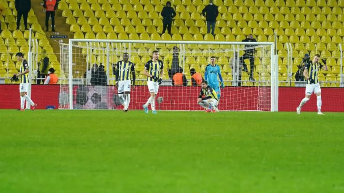 Yenilgi sonrası Fenerbahçe\'de fatura 3 yıldız futbolcuya çıktı