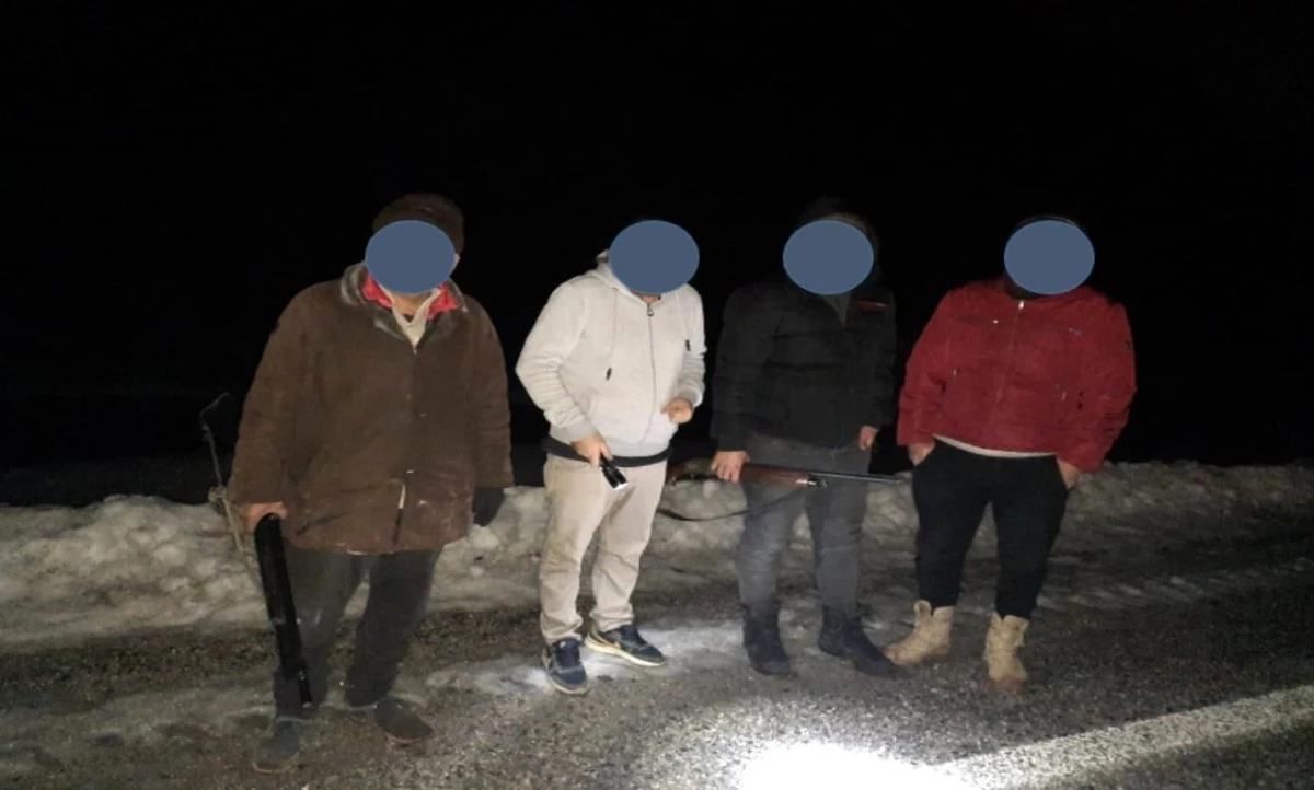 Konya\'da projektörle avlandığı iddia edilen 4 kişi yakalandı