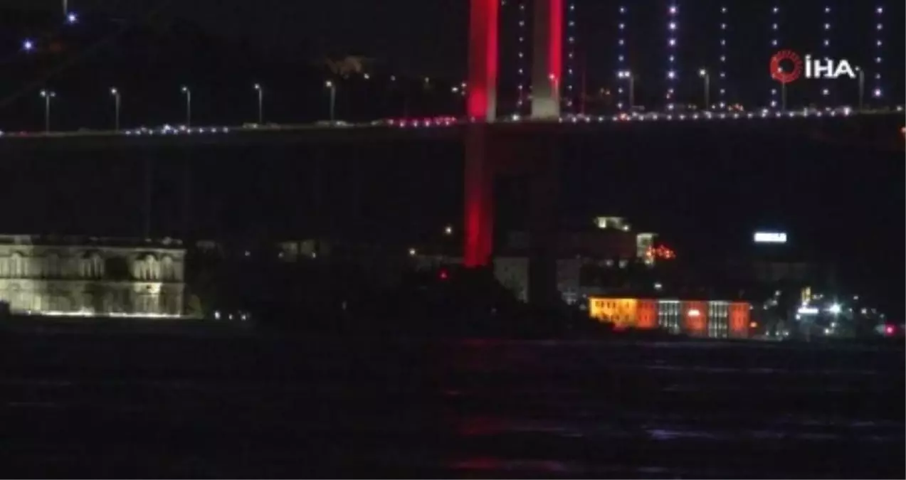 Son dakika haber! Rus savaş gemileri İstanbul Boğazı\'ndan geçti