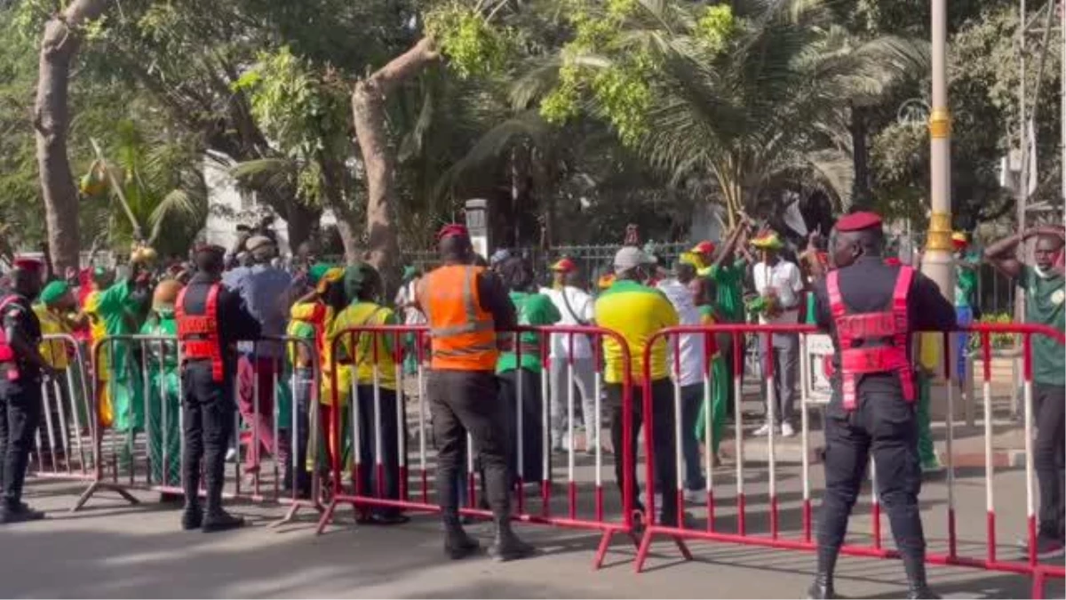 Senegal Cumhurbaşkanı Macky Sall, şampiyon olan Milli Takımı kabul etti