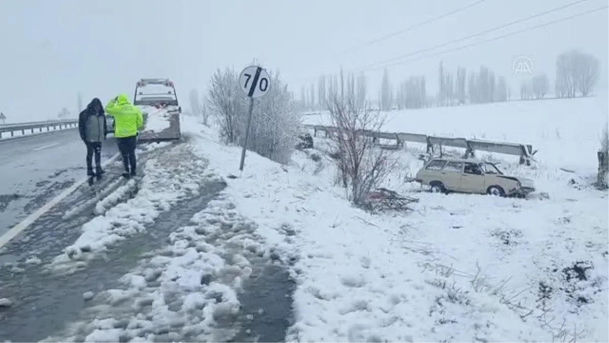 Seydişehir\'de iki otomobilin çarpıştığı kazada 1 kişi yaralandı