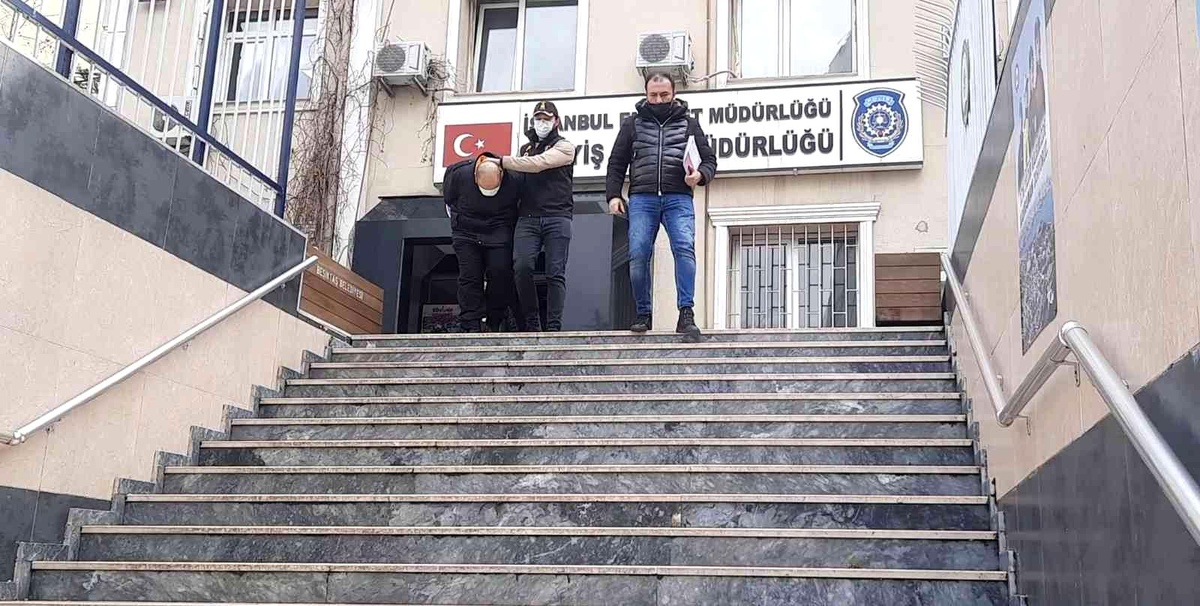Silivri\'de bankanın güvenlik görevlisine saldıran şüpheli adliyeye sevk edildi