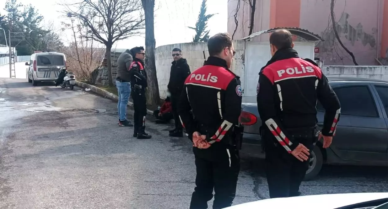 Şüpheli kadın polisi harekete geçirdi