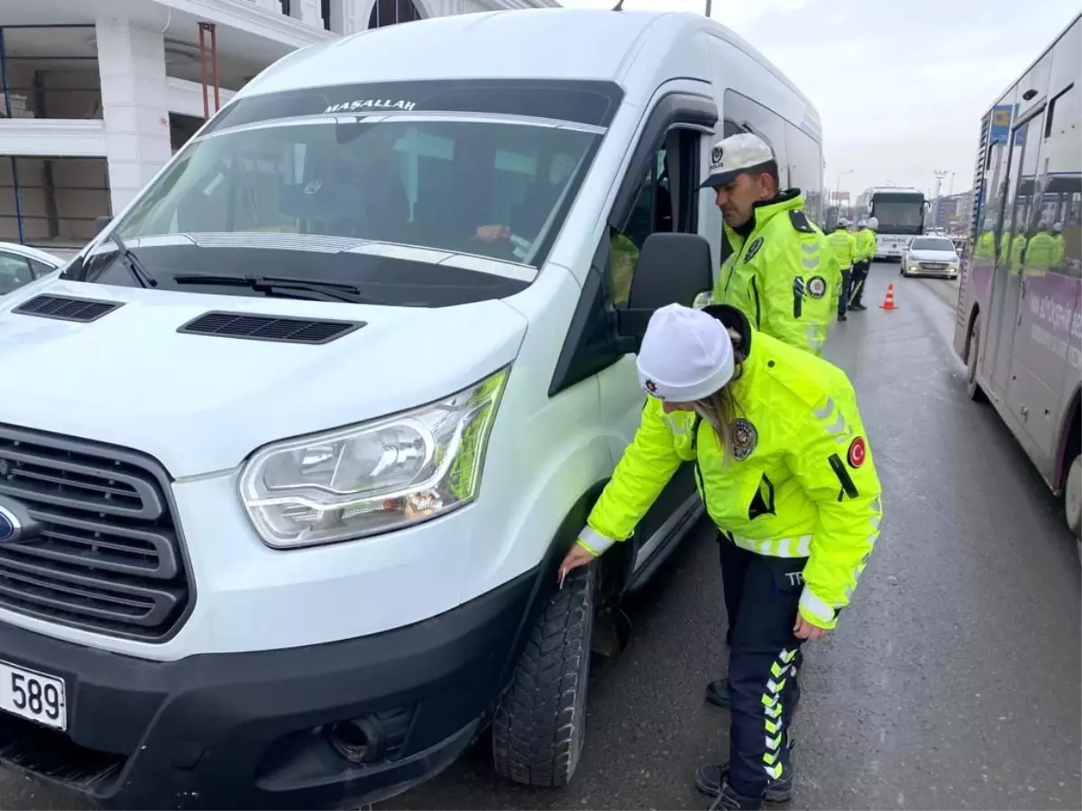 Van'da kış lastiği denetimi
