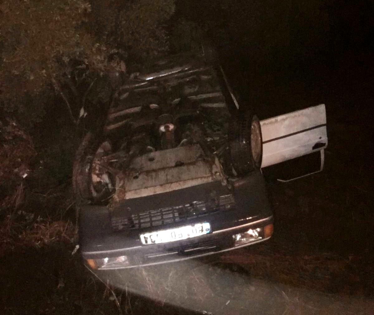 Baba-kız takla atan otomobilden burnu bile kanamadan çıktı