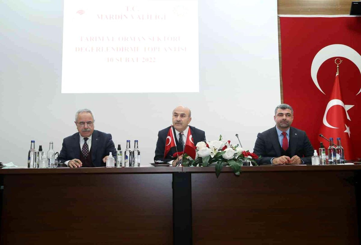 Bakan Yardımcısı Tunç, Mardin\'de çiftçilerin talep ve önerilerini dinledi