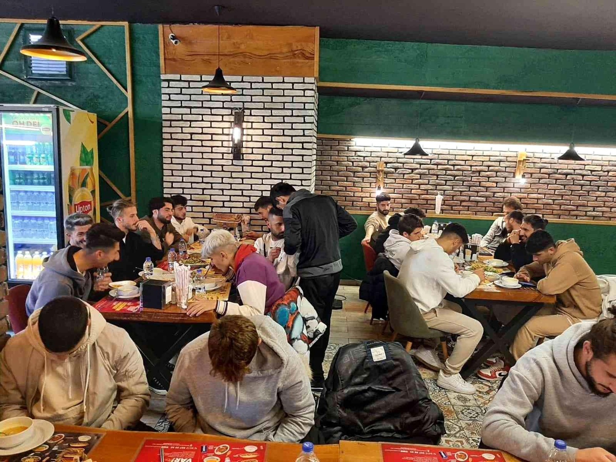 Diyarbekirspor kadroyu gençleştirdi
