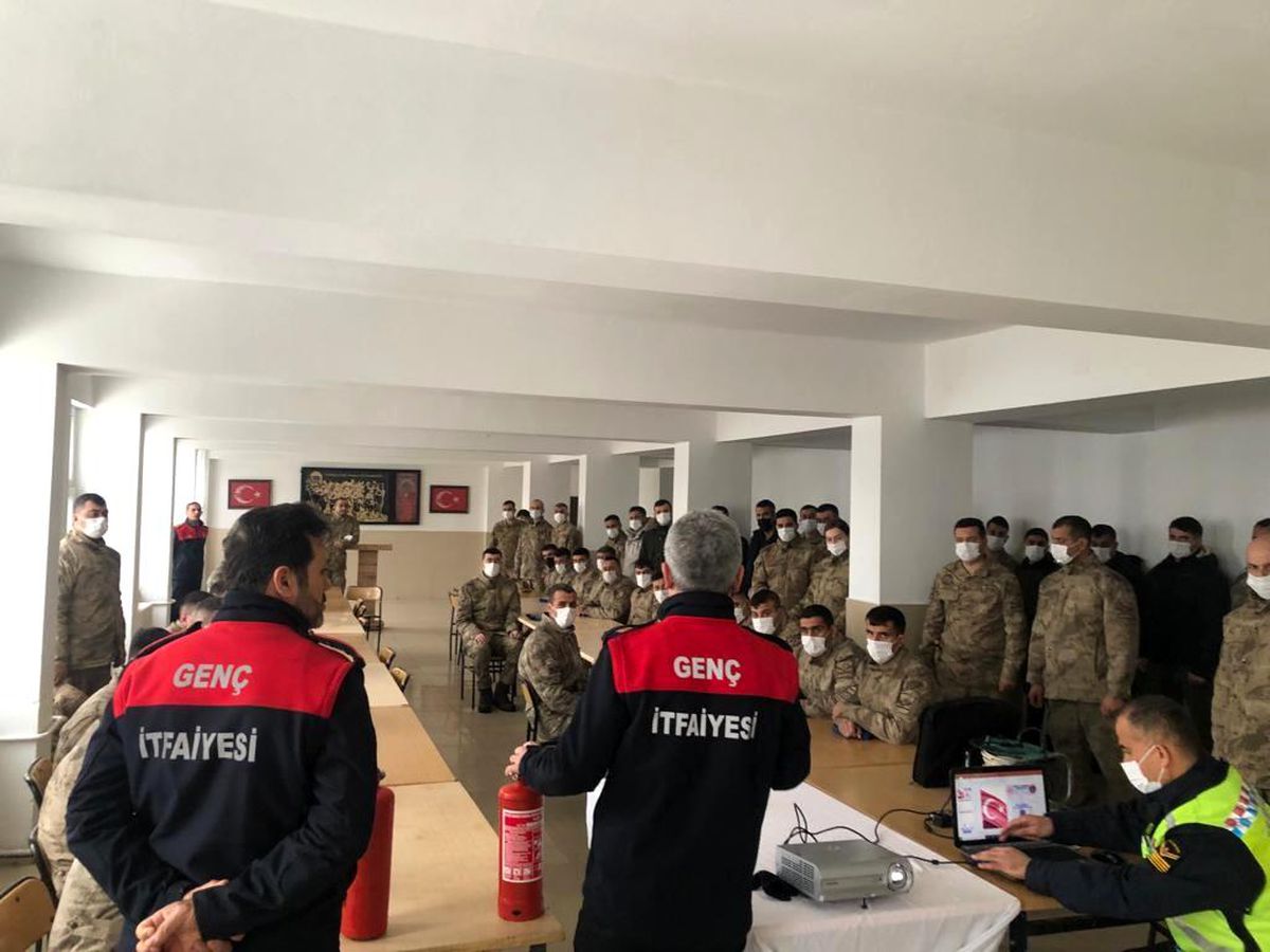 Son dakika haber: Genç\'te jandarma personeline yönelik yangın tatbikatı