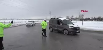 Konya'da kar esareti sürüyor