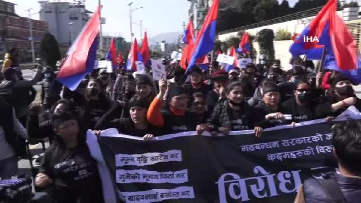 Nepal\'de Hükümet Karşıtı Protesto