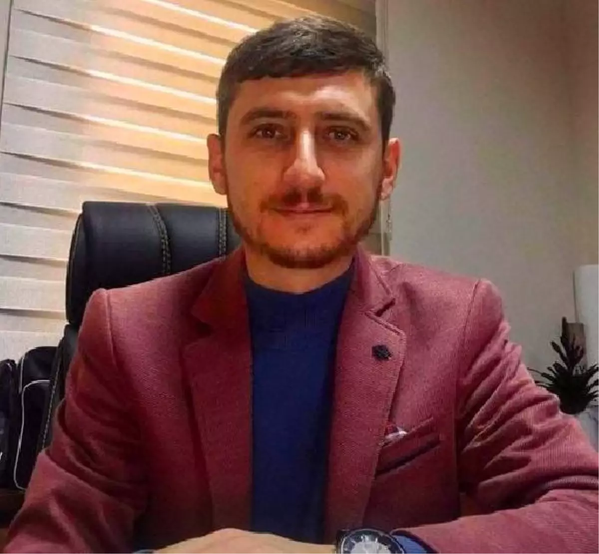 Takla atıp, ters dönen otomobilde sürücü öldü