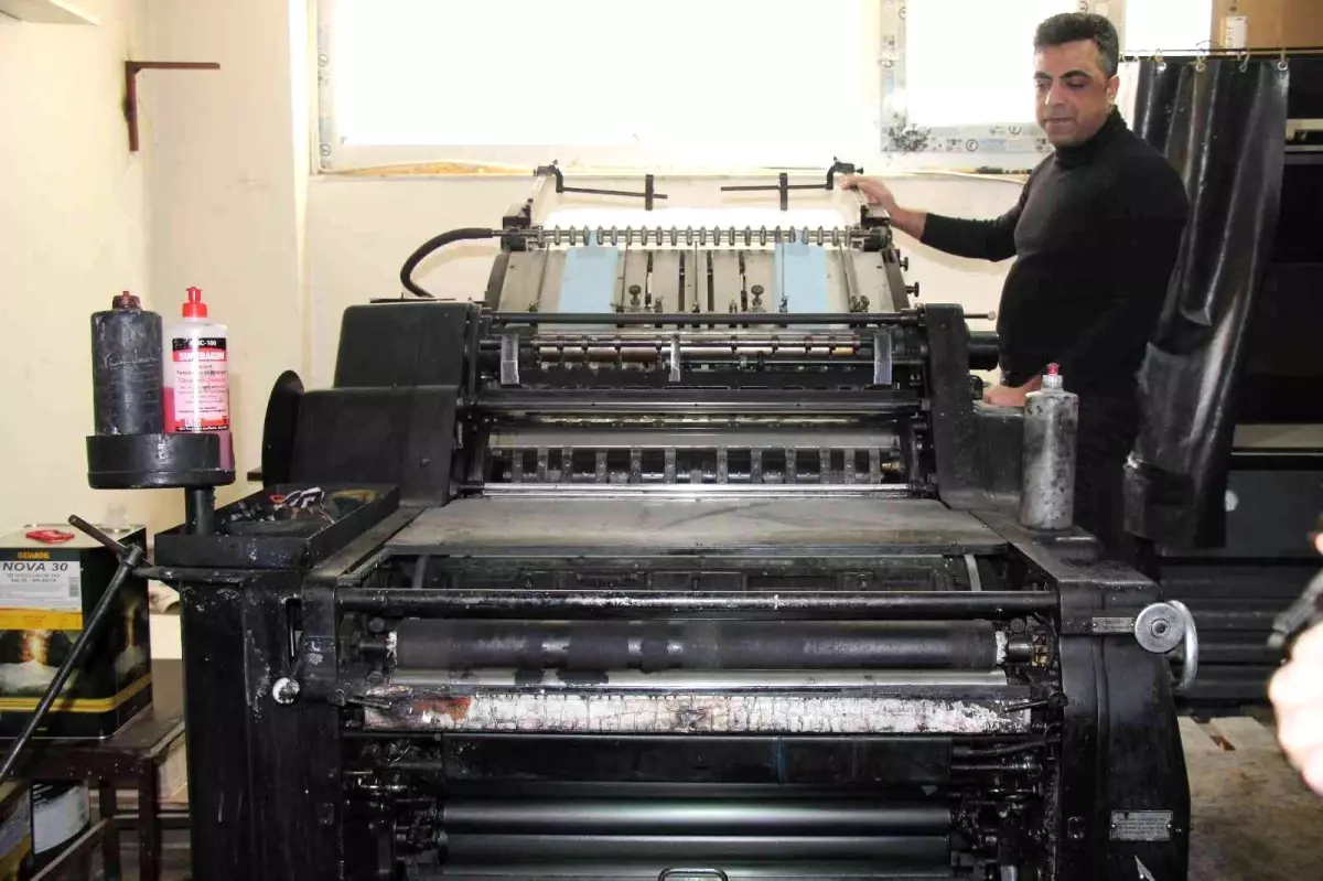 Yazılı basın, nostalji olmamak için sanal medyaya direniyor