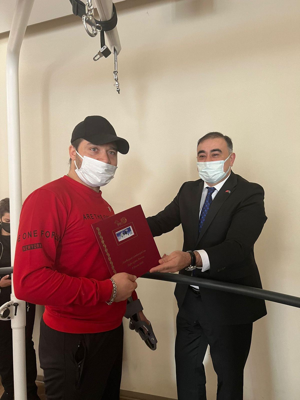 Azerbaycan Büyükelçisi Mammadov\'dan Bursa\'da tedavi gören Karabağ gazilerine ziyaret