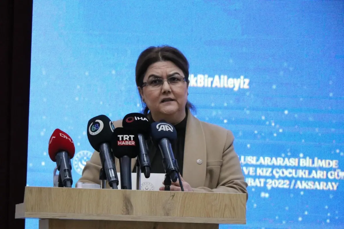 Bakan Yanık: "Bilgiyi paylaşmayı sağlayan her türlü çabaya büyük minnet duyuyorum"