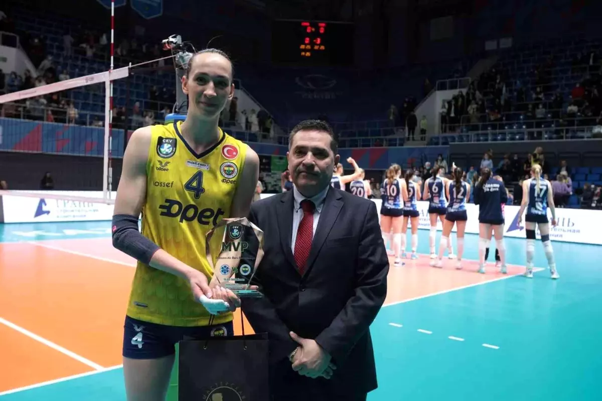 CEV Şampiyonlar Ligi: Dinamo Ak Bars Kazan: 0 - Fenerbahçe Opet: 3