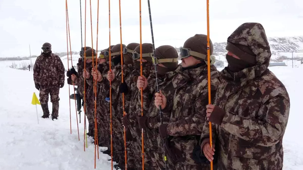 Çığ timi özel harekatçıların eğitimi sona erdi