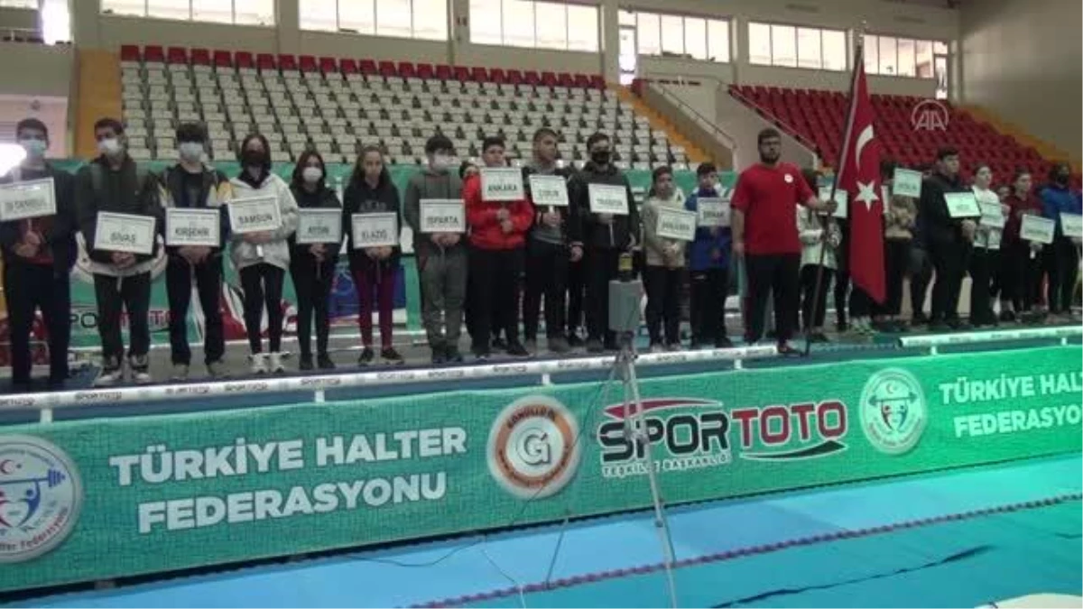 Gençler B Türkiye Halter Şampiyonası başladı