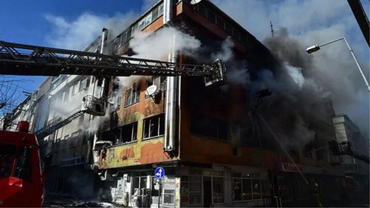Güngören\'de 4 kişinin hayatını kaybettiği yangına ilişkin 4 yetkili gözaltına alındı