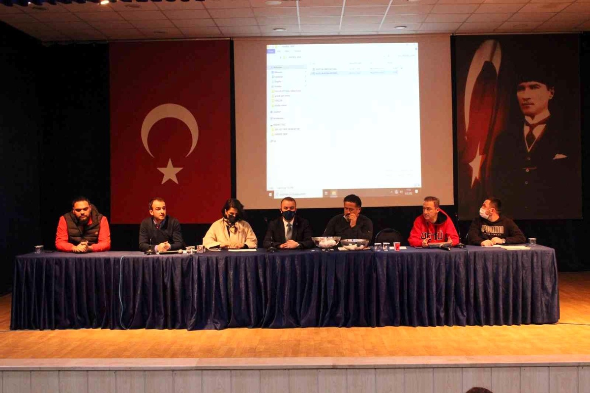 Hentbol grup müsabakaları Düzce\'de başladı